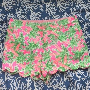 Lilly Pulitzer buttercup short